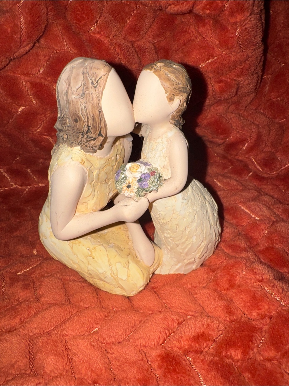 Vintage Arora Design "For You Mum" Faceless Collectible Figurine